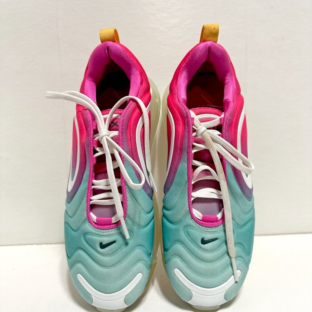 Nike Air Max 720 - Picture 8 of 12